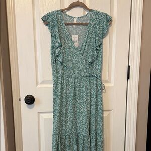 Brand New Womens Floral Green Wrap Dress